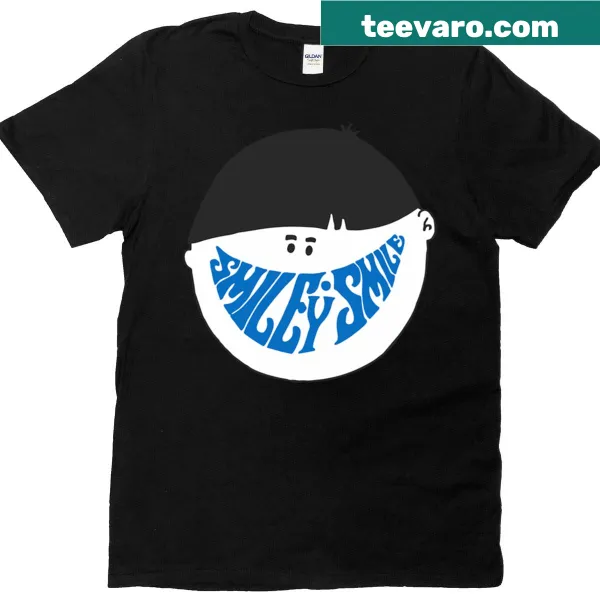 Cartoon smiley face on a t-shirt for a cheerful vibe