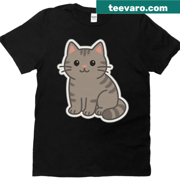 Oversized T-shirt featuring a smiling gray tabby cat illustration.