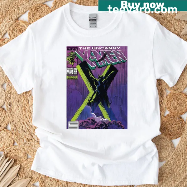 Graphic T-shirt featuring iconic X-Men characters