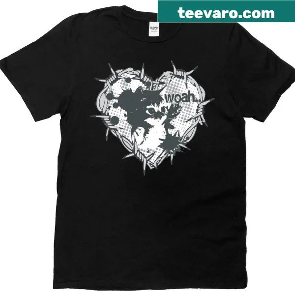 Oversized T-shirt with a barbed wire heart and a whimsical cat illustration