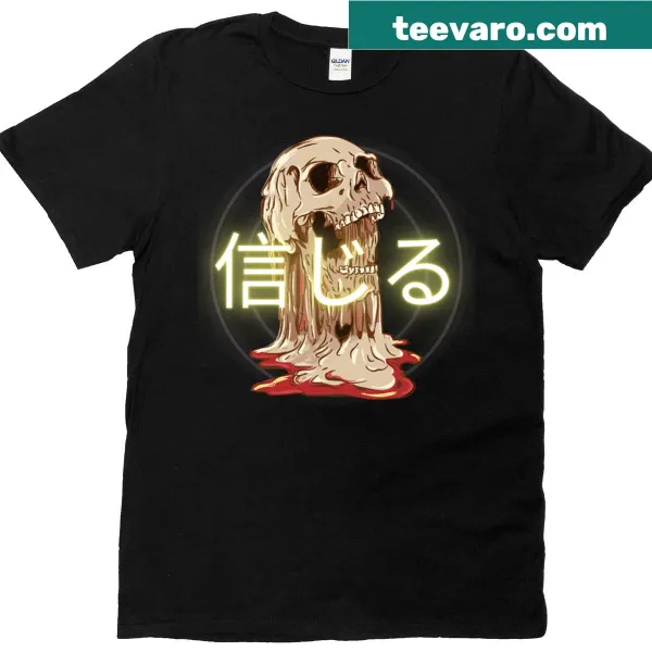Skull graphic with Believe in Japanese text on a T-shirt