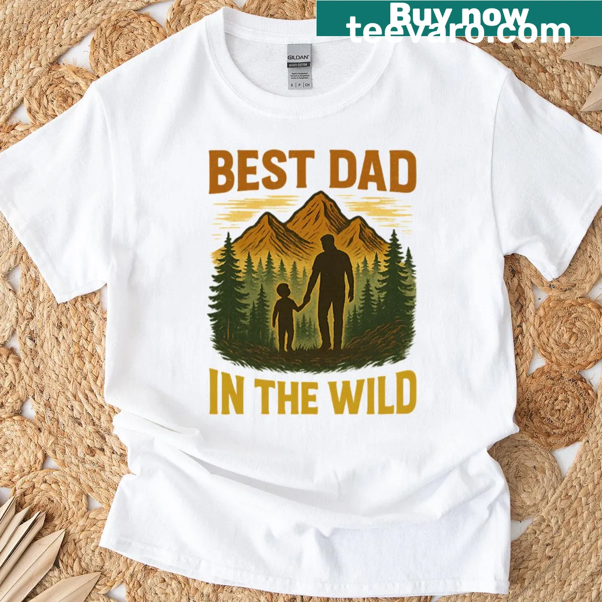 Vintage style T-shirt with 'Best Dad In The Wild' text in distressed print — on a men's t-shirt