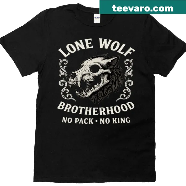 Gothic biker tee featuring a wolf illustration, perfect for bikers.