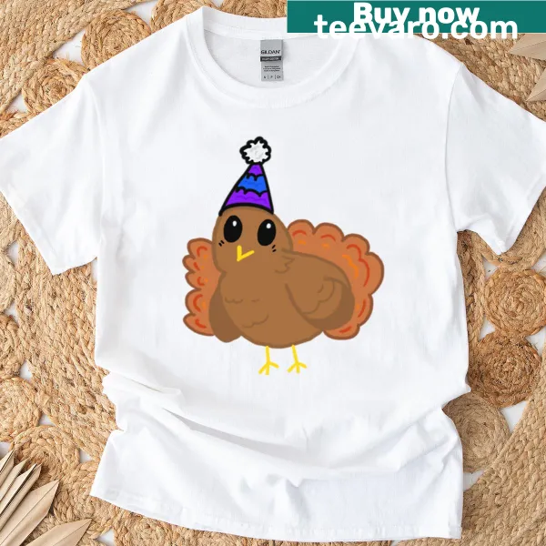 Oversized T-shirt with a playful turkey graphic