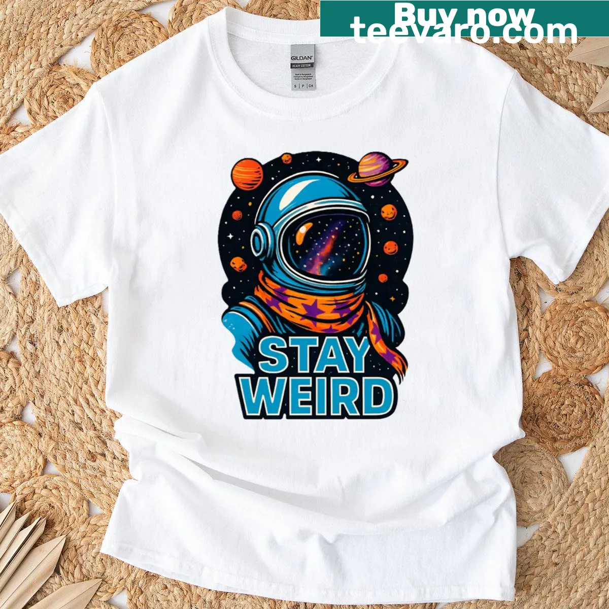 Oversized T-shirt with playful astronaut design — on a men's t-shirt