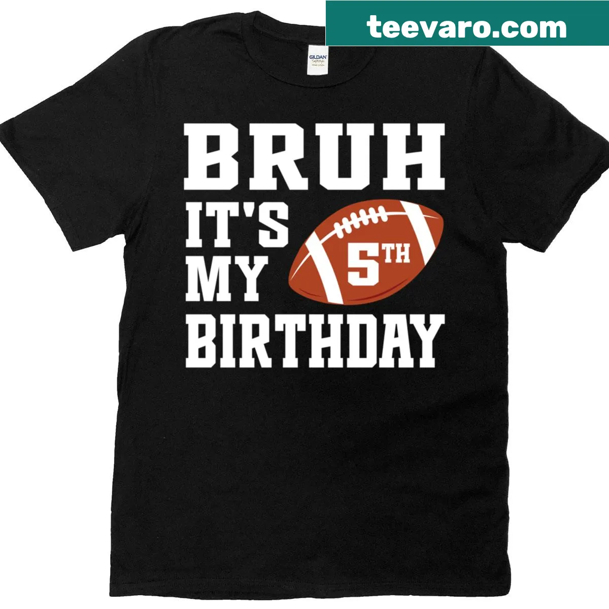 Funny T-shirt for 5-year-old football lover, celebrating birthday — on a men's t-shirt