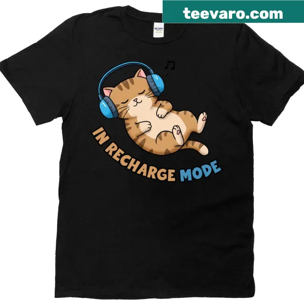 Illustration of a cat in headphones on a T-shirt