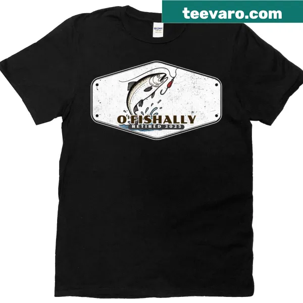 Vintage retro t-shirt with funny fishing retirement design