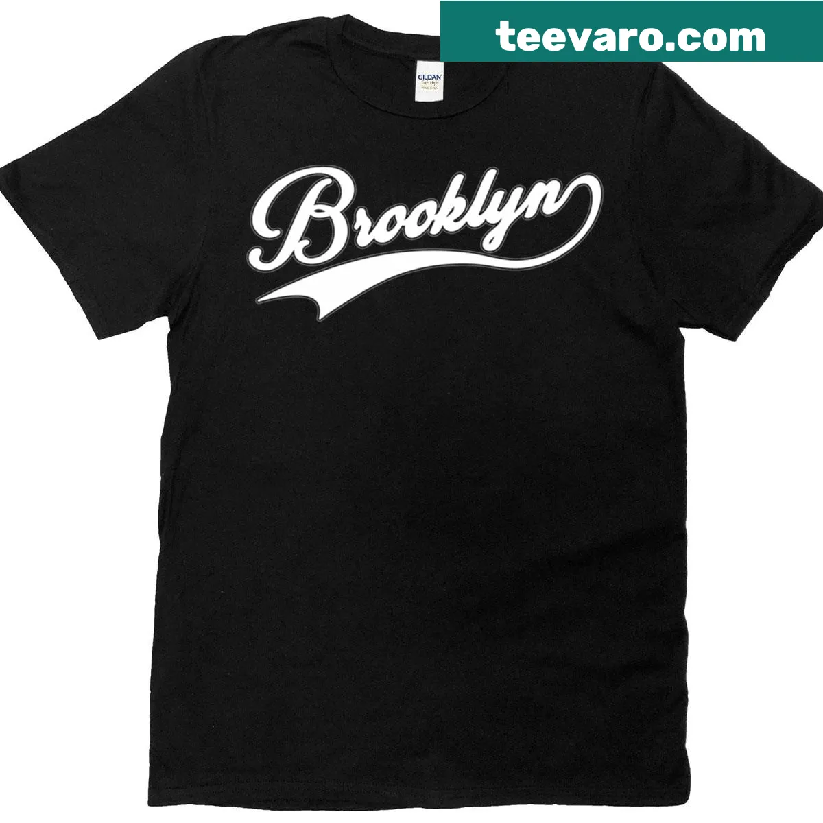 T-shirt featuring a design of Brooklyn's skyline. — on a men's t-shirt