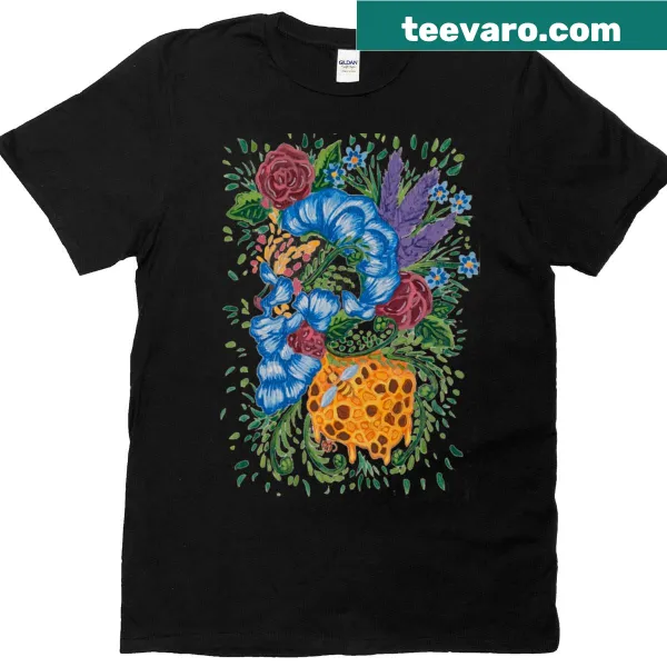 Floral portrait T-shirt with a gentleman design made from flowers