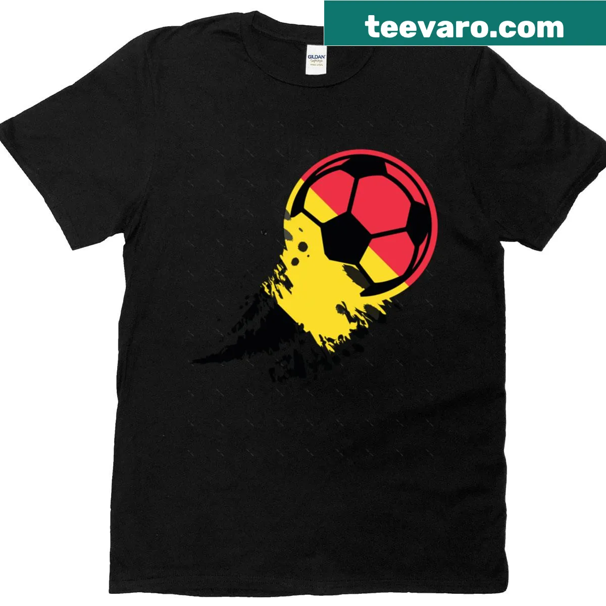 Oversized T-shirt featuring a Belgium soccer design with paint splatter — on a men's t-shirt