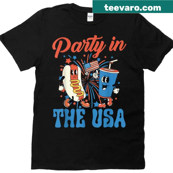 Cartoon hot dog graphic T-shirt for Independence Day celebrations