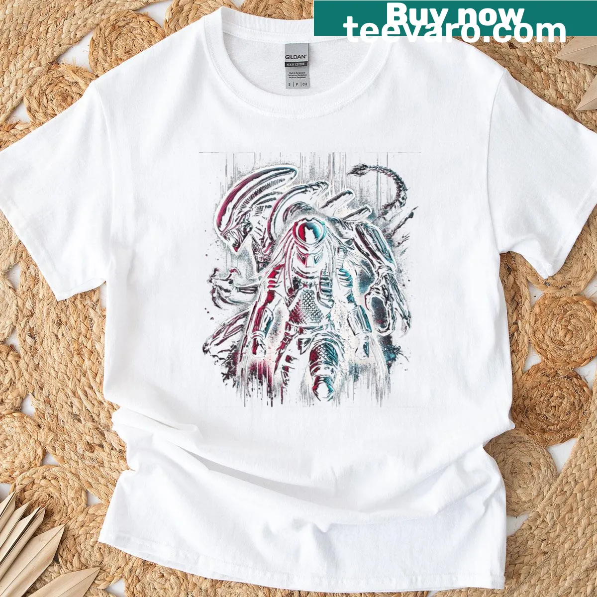 Sci-fi T-shirt depicting Predator and Alien in battle. — on a men's t-shirt