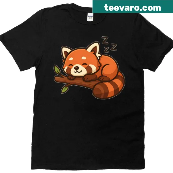 Oversized T-shirt with an illustration of a sleeping red panda.