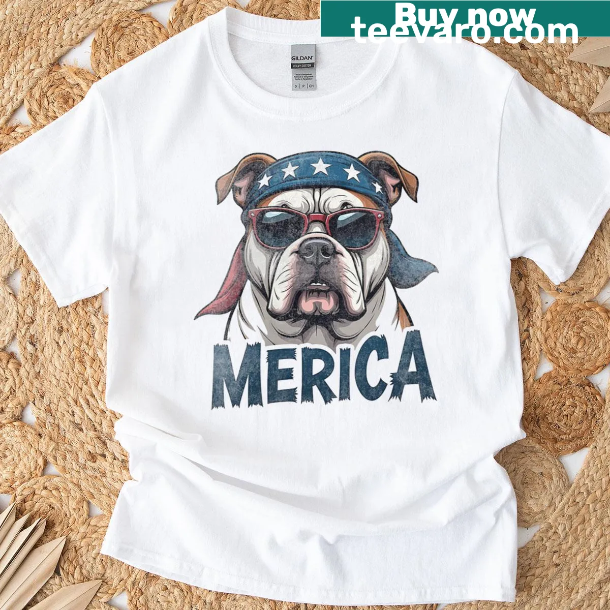 Vintage bulldog t-shirt for celebrating the 4th of July — on a men's t-shirt