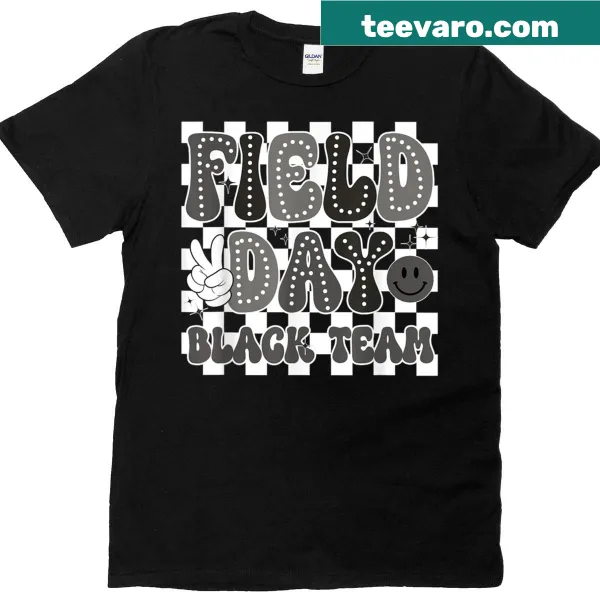 Cheerful t-shirt with smiley face and checkered design for field day