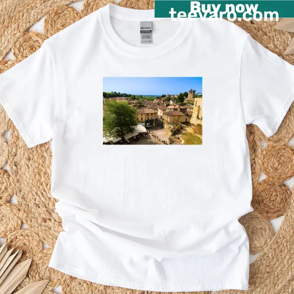 Illustrated design of Saint-milion Village and vineyards on a T-shirt