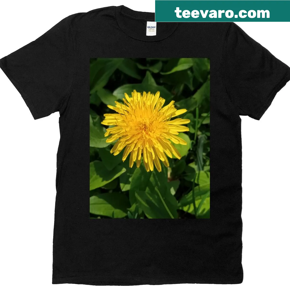 Funny t-shirt with the phrase 'Yellow Makes You Feel Happy' — on a men's t-shirt
