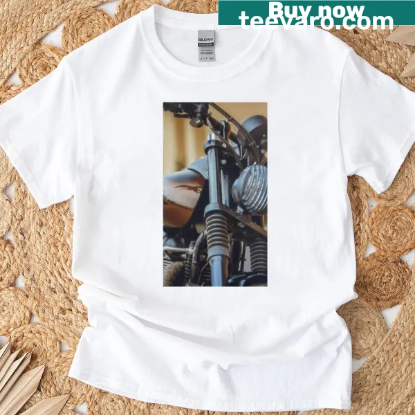 Cartoon-themed oversized T-shirt for motorcycle lovers