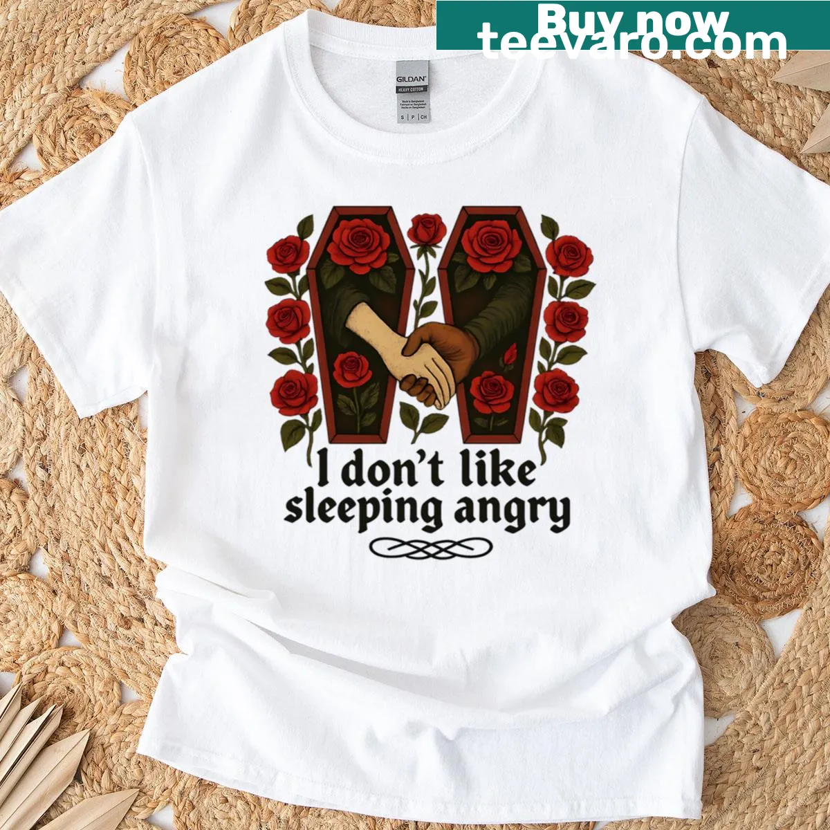 Cartoon vampire couple in love with hearts, vintage distressed design — on a men's t-shirt