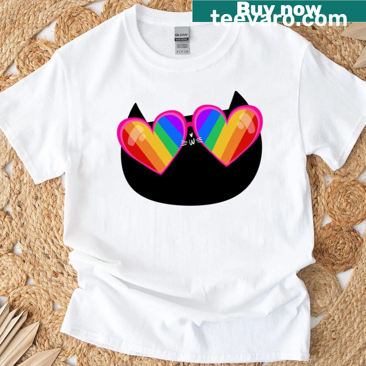 Illustration of a cute cat wearing rainbow sunglasses on a T-shirt — on a men's t-shirt