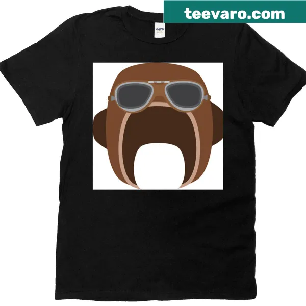 Pilot helmet design on a casual t-shirt