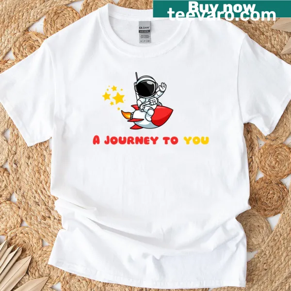 Charming T-shirt with a cute astronaut and rocket design