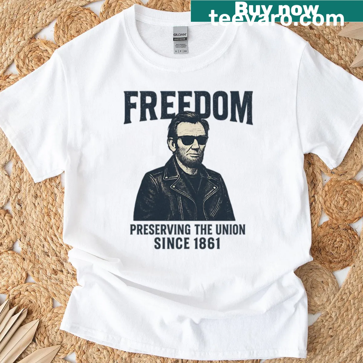 Inspirational quote 'Freedom Never Bows' T-shirt design — on a men's t-shirt