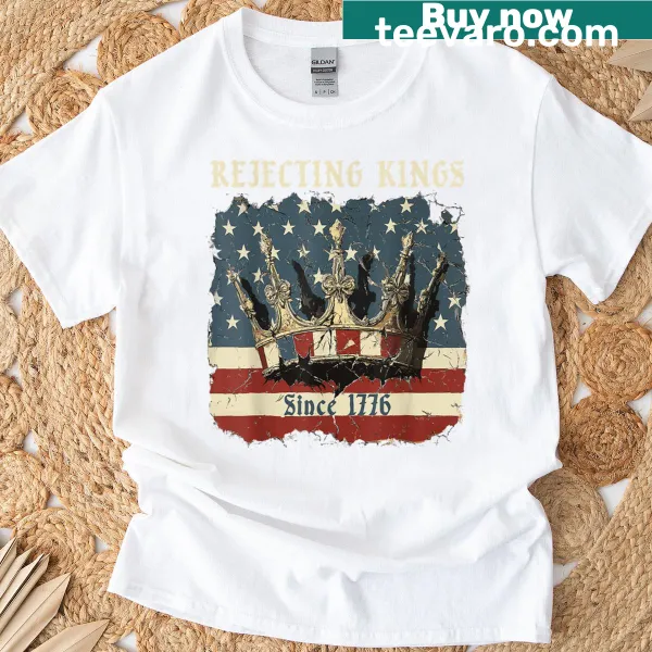 Vintage USA flag t-shirt with 'Rejecting Kings Since 1776' text