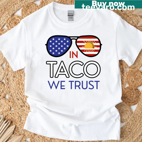 Oversized T-shirt with In Taco We Trust graphic and festive theme
