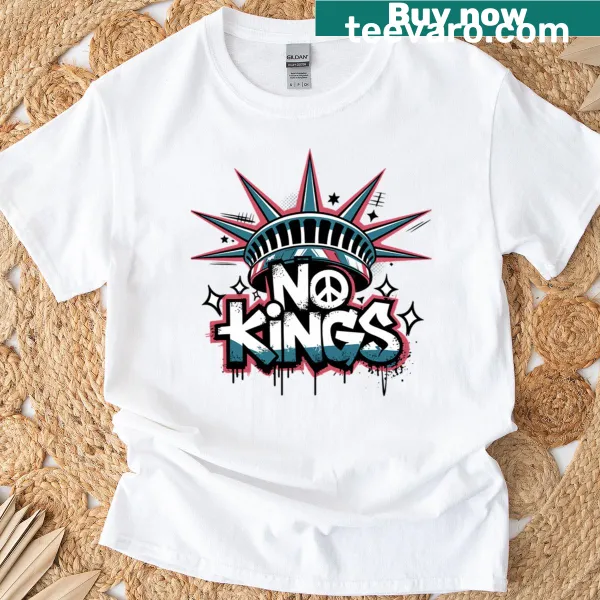 T-shirt featuring the Statue of Liberty and No Kings America text