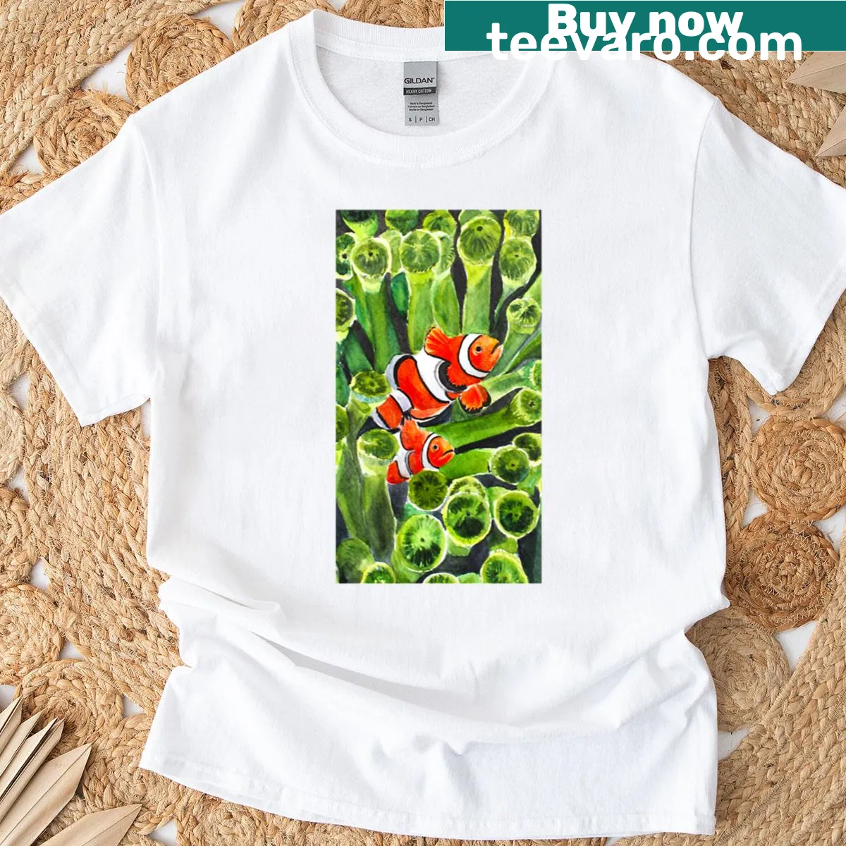 Illustration of clownfish and sea anemones on a t-shirt — on a men's t-shirt