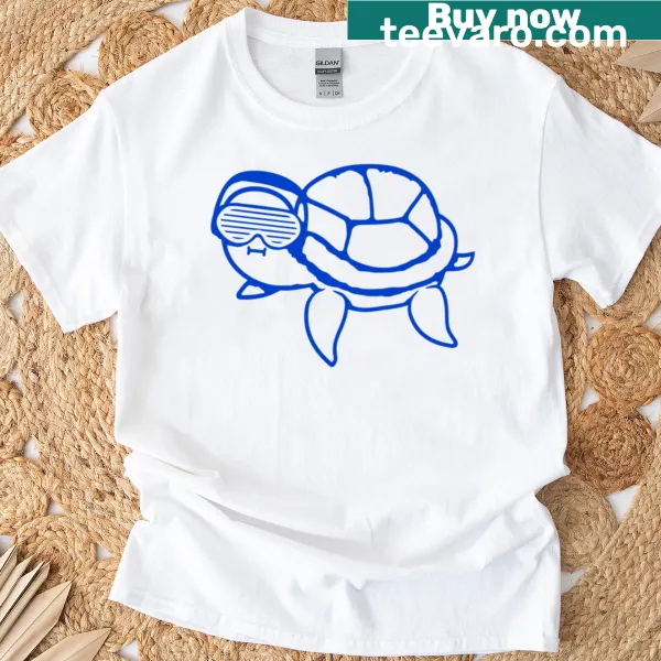 Water turtle DJ wearing headphones and cool glasses with music notes.