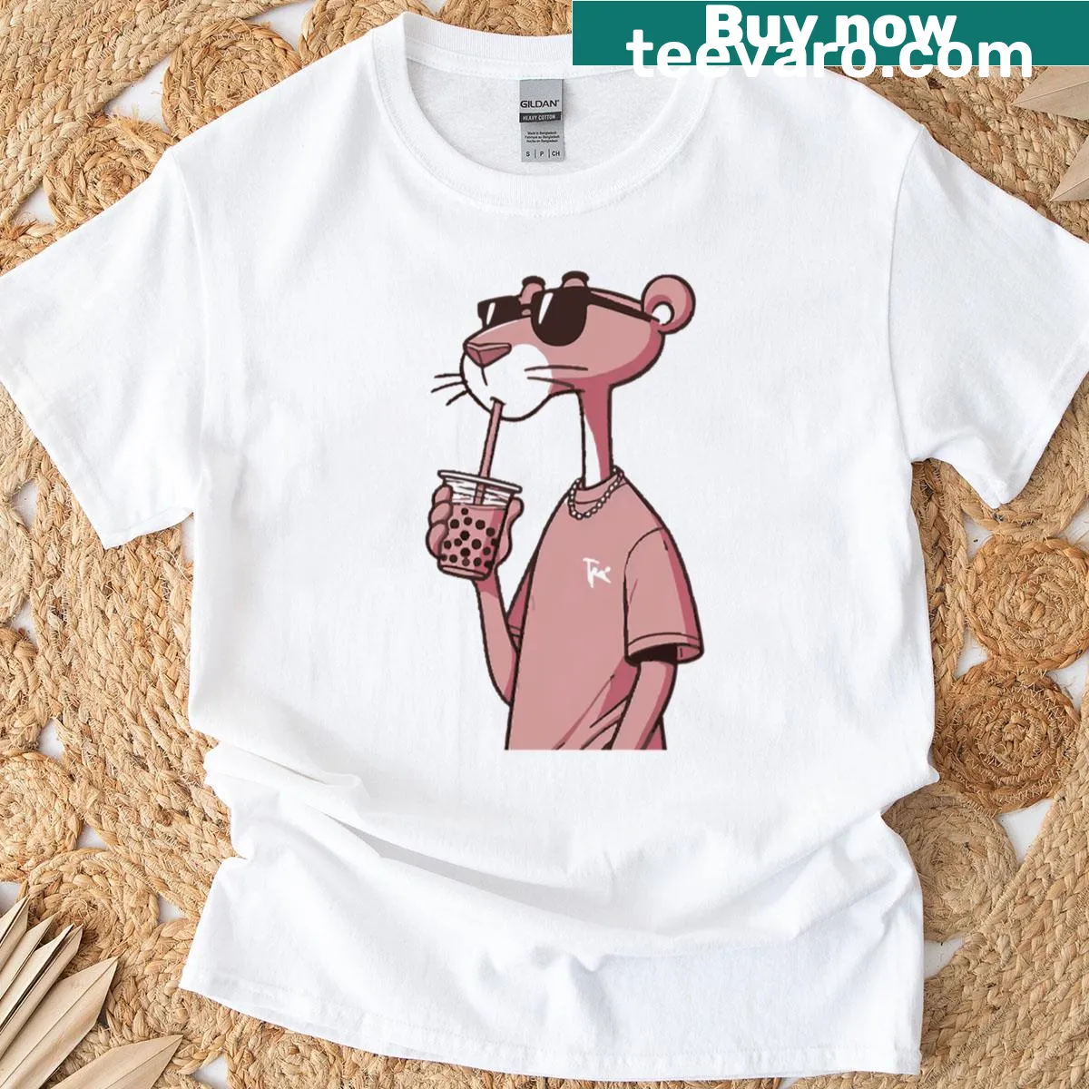 Illustration of a playful Pink Panther design on T-shirt — on a men's t-shirt