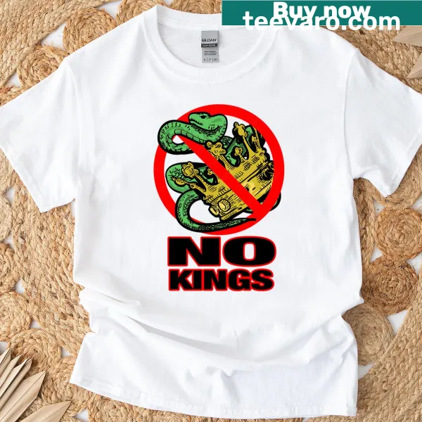 Oversized T-shirt with 'No Kings' protest text