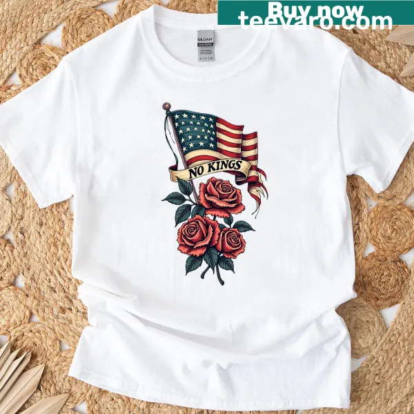Oversized T-shirt with 'No Kings' typography in vintage style