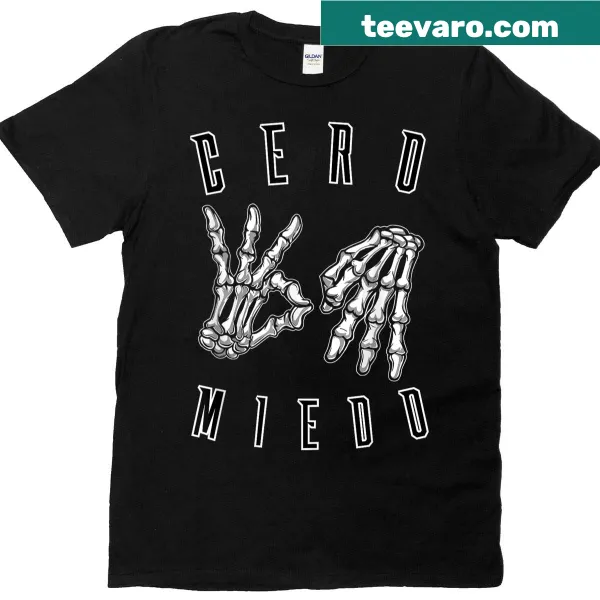 T-shirt featuring a hand sign and 'Cero Miedo' text