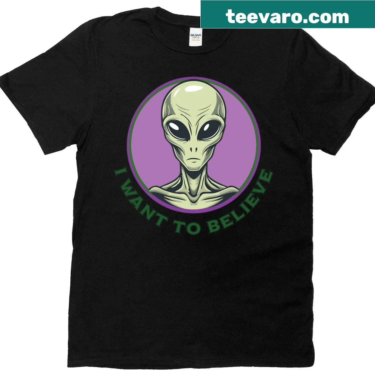 T-shirt with the phrase I Want To Believe — on a men's t-shirt