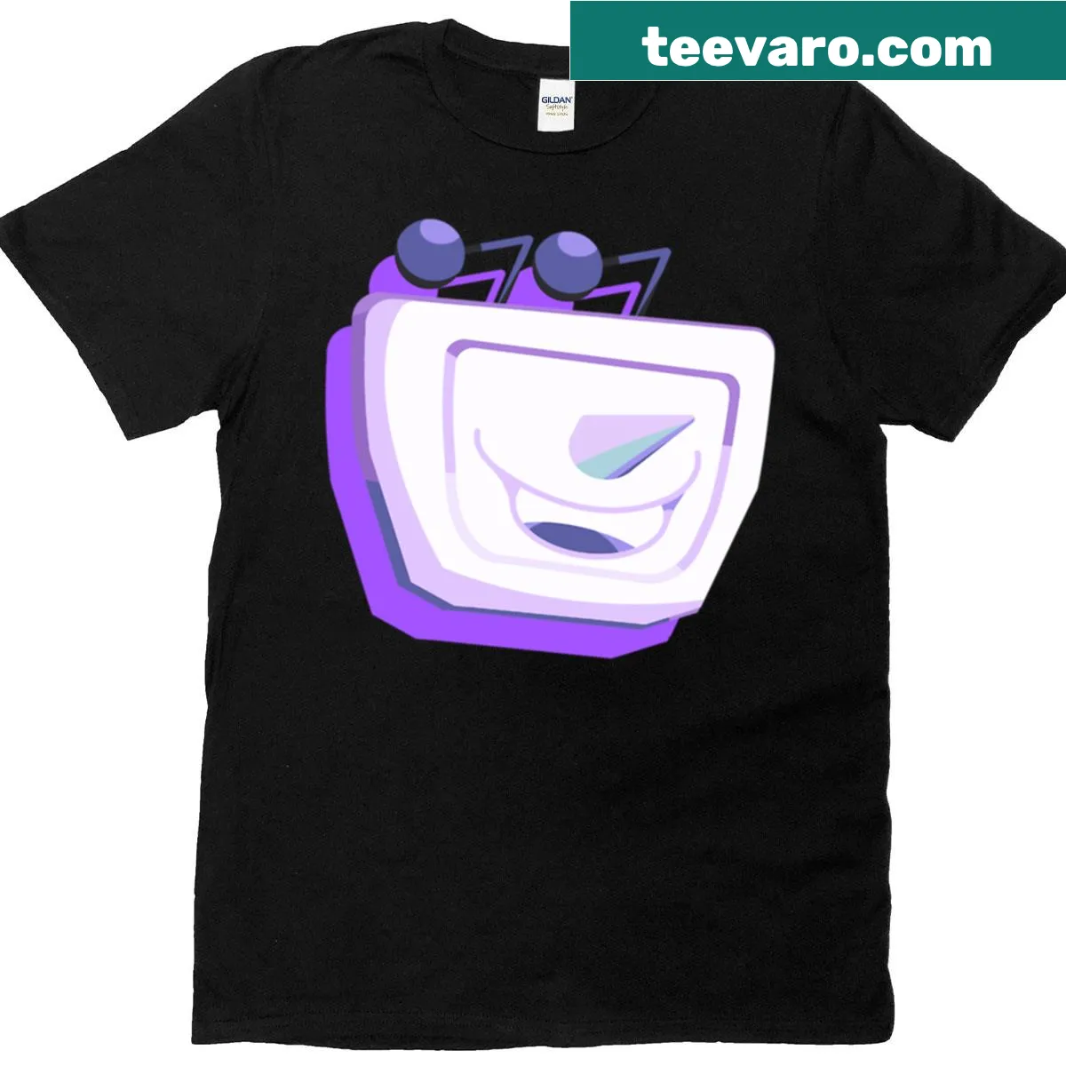 Minimalist T-shirt featuring the word 'Tenna' in bold typography — on a men's t-shirt