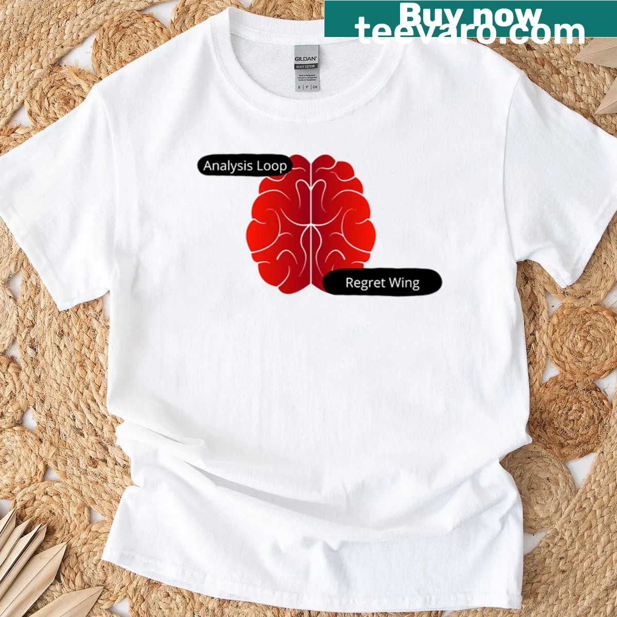 Illustration of analytical brain map on oversized T-shirt — on a men's t-shirt