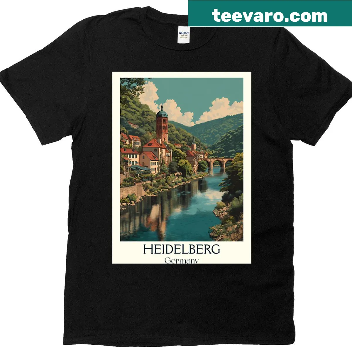 Illustration of Heidelberg castle and town on T-shirt — on a men's t-shirt