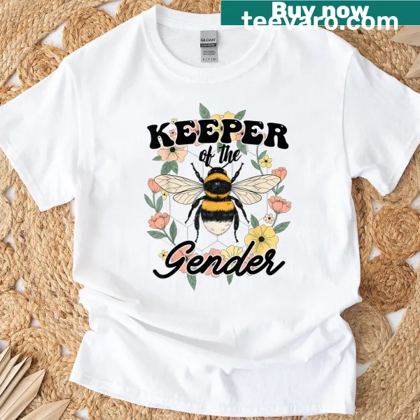 Bee-themed gender reveal T-shirt for expecting moms