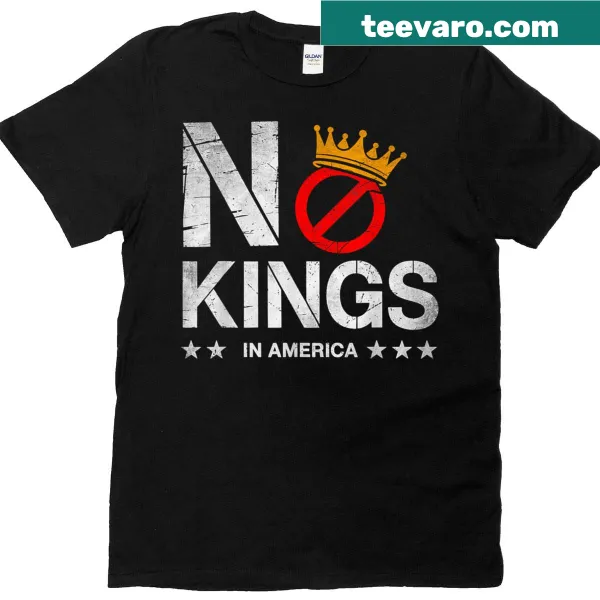 Pro-democracy graphic T-shirt for patriotic celebrations