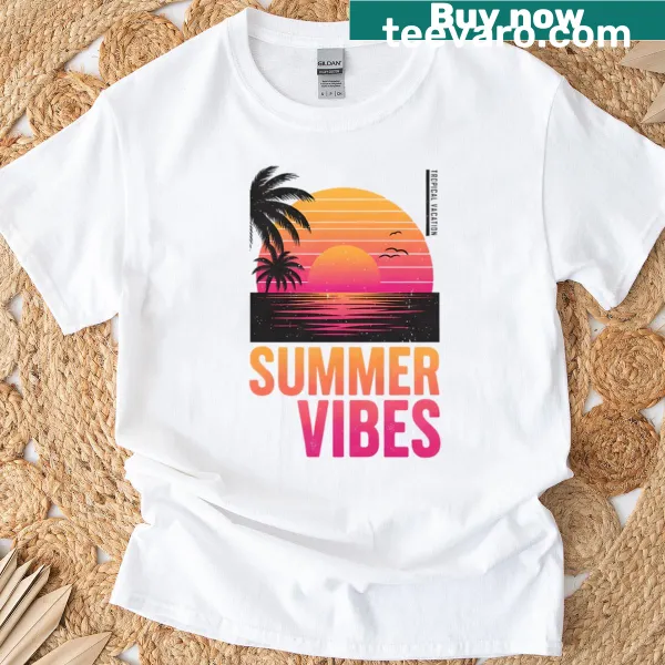 T-shirt with a sunset over the sea and palm trees