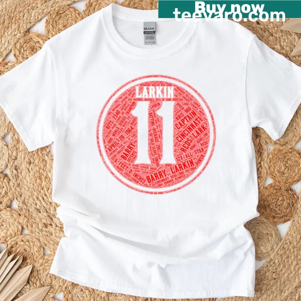 Barry Larkin T-shirt with his name and number 11