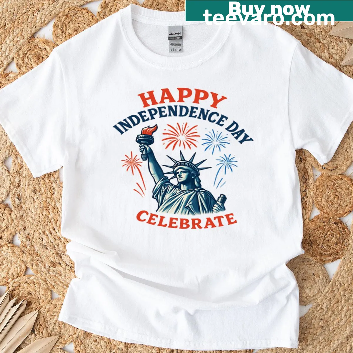 Illustration of the Statue of Liberty on a casual T-shirt for Independence Day. — on a men's t-shirt