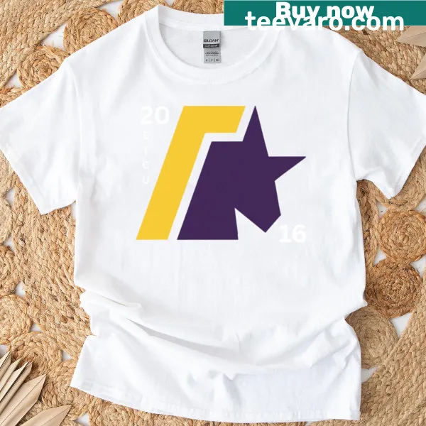 Classic Uw logo on a minimalist T-shirt design
