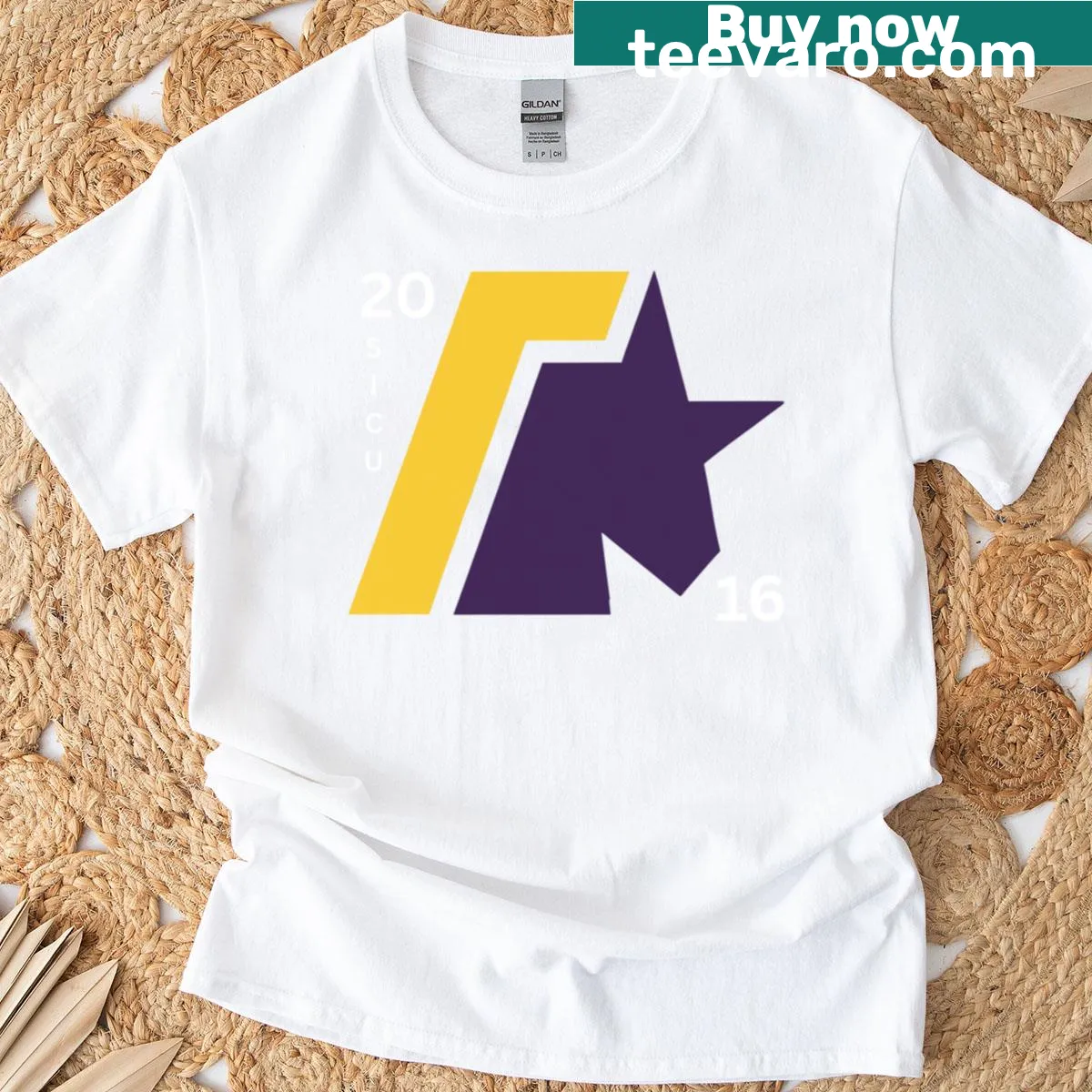 Classic Uw logo on a minimalist T-shirt design — on a men's t-shirt