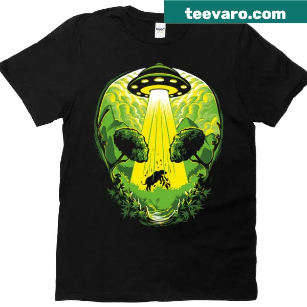 T-shirt with alien abduction illustration in nature