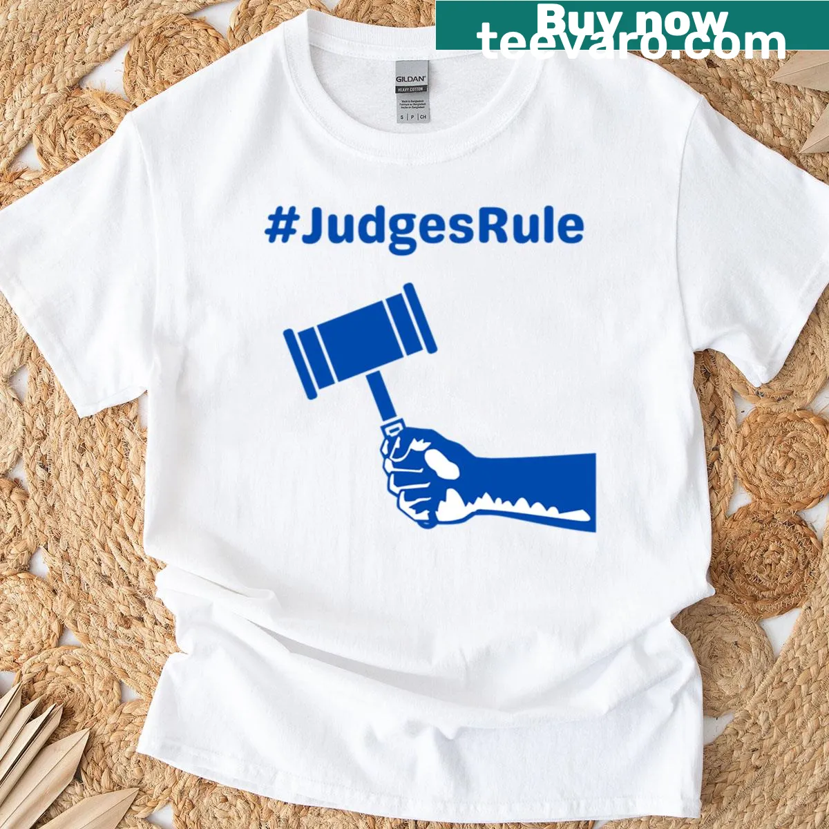 Illustration of a gavel on a T-shirt — on a men's t-shirt
